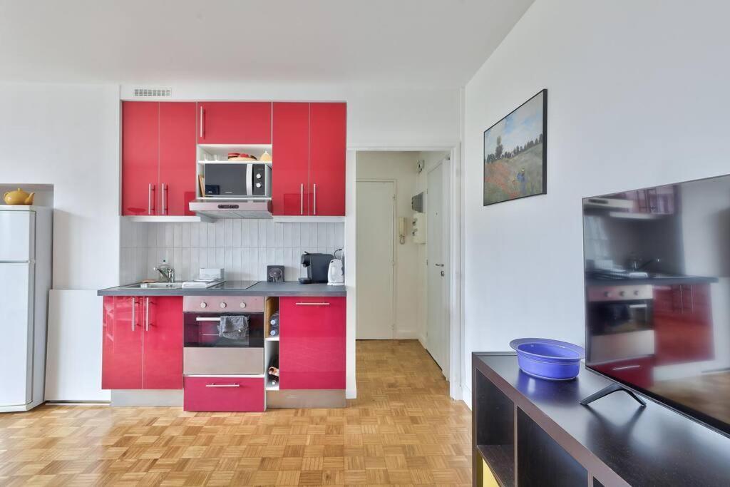 Apartment Charming 3 Minutes From Metro Station 10 *